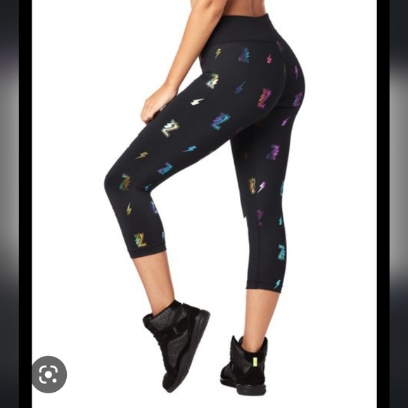 ⭐️NWOT Zumba Fitness lightning bolt leggings - Picture 2 of 7